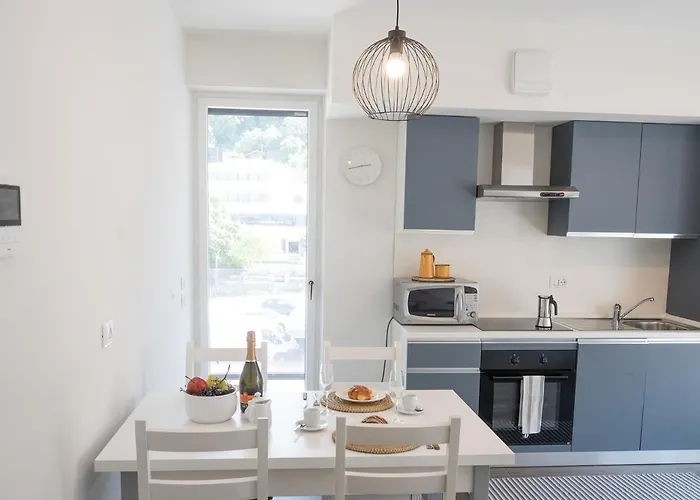 Civetta Blu, Blue Owl