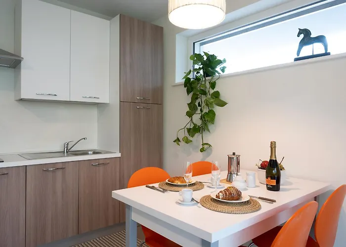 Civetta Blu, Blue Owl